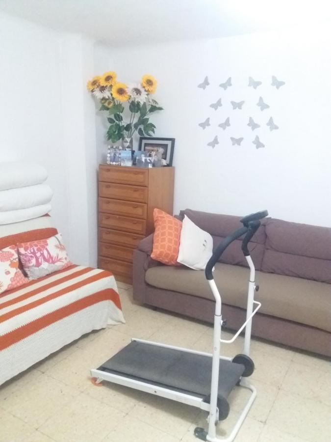 Habitaciones Cerca Del Mar เรวส์ ภายนอก รูปภาพ